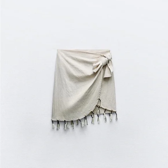 Zara Cream Mini Skirt with Tassels - NEVER WORN - Picture 1 of 3
